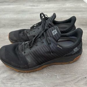 Men’s Black Salomon size 11.5